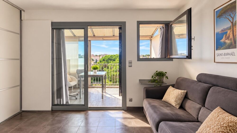 Vente Appartement Appartement au dernier étage vue dégagée Frejus