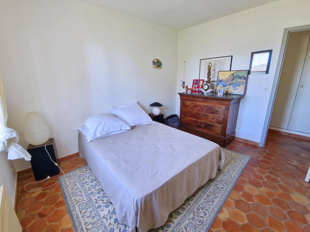  vendre  Maison Hyres (83400)