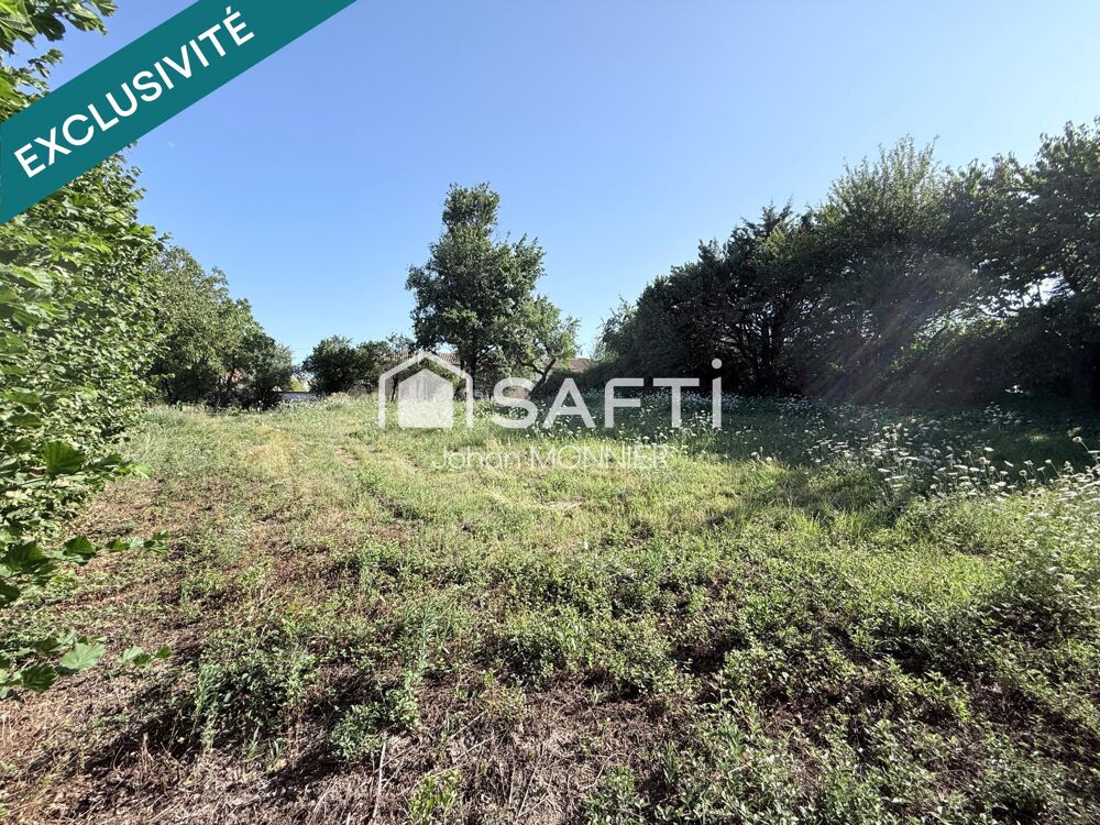 Vente Terrain Terrain à bâtir de 617 m² à quelques minutes du centre du village Chaleins