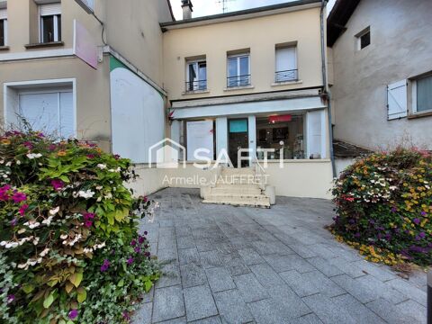 Local commercial libre de tout bail, centre ville 220000 95570 Moisselles