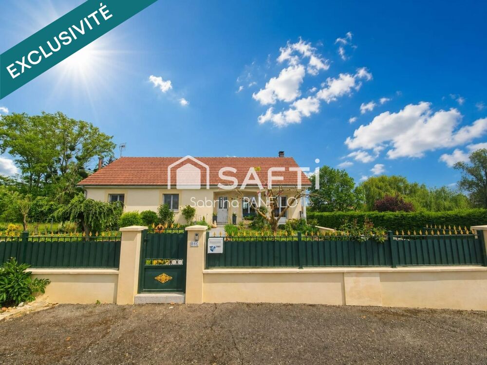 Maison 7 pièces 144 m² · à Le Deschaux · 144 m² · 321 000 €