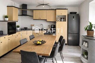  Immeuble à vendre 146 m²