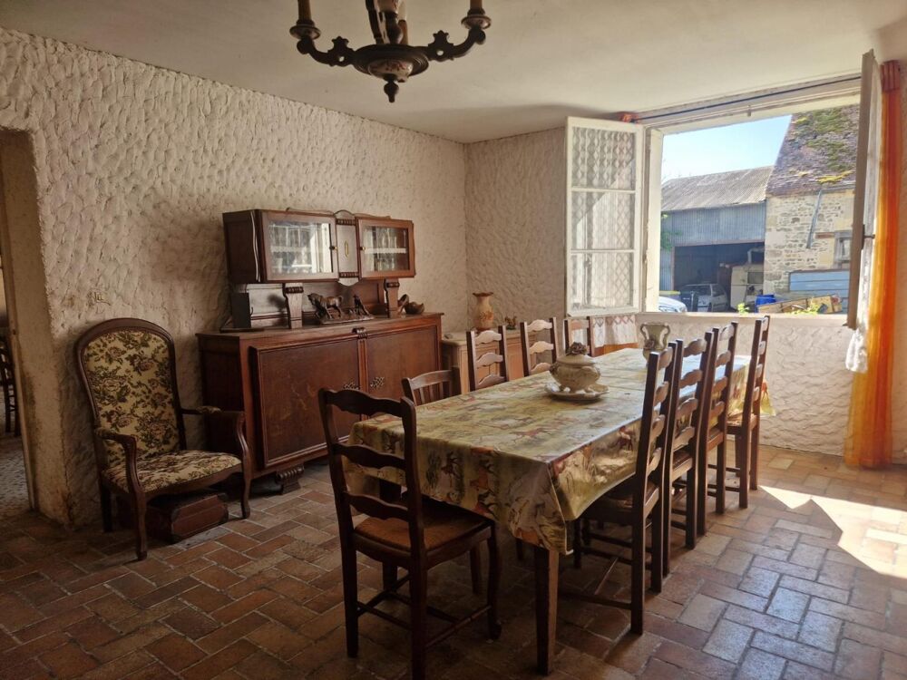Vente Maison Maison bourbonnaise de plain Pied, dépendances Target