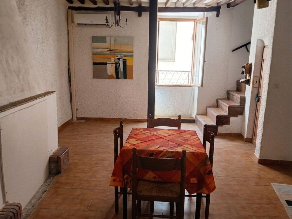 Maison de village avec terrasse
