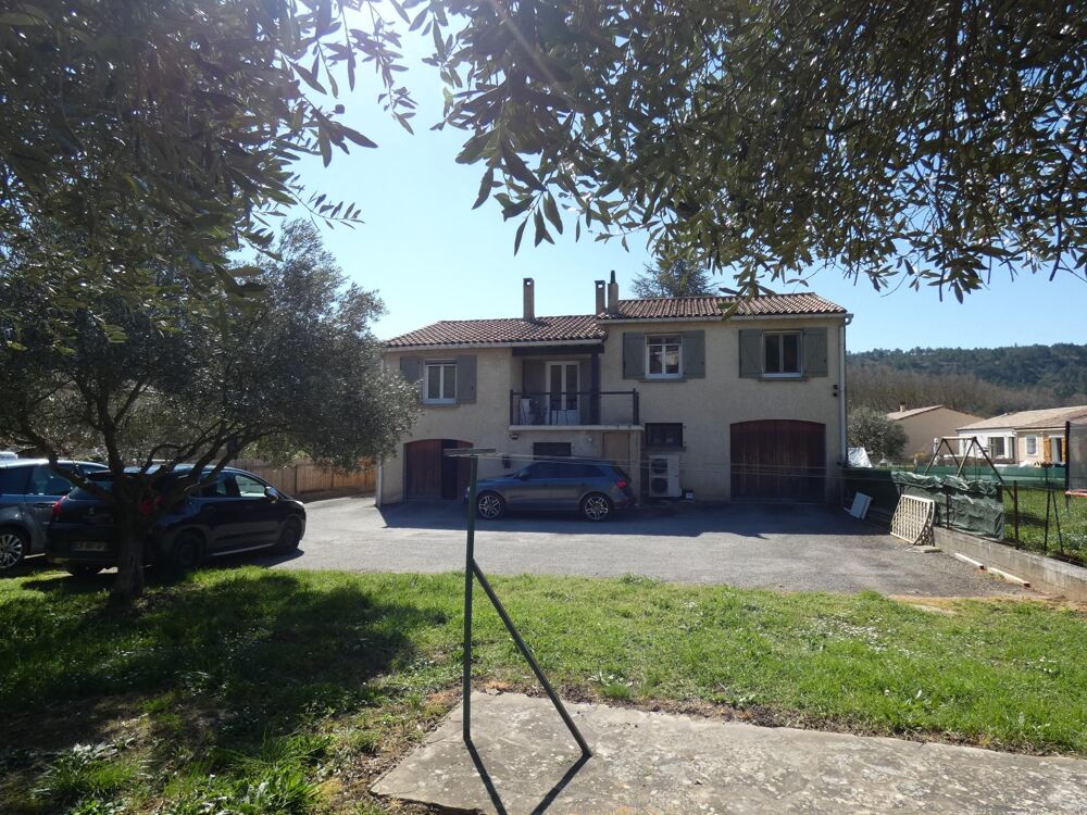 Vente Maison Grande maison familiale T6 4/5 chambres, 2 grands garages sur 1150m² arborés Montazels