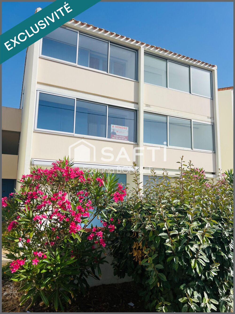 Appartement vendu meublé et équipé.