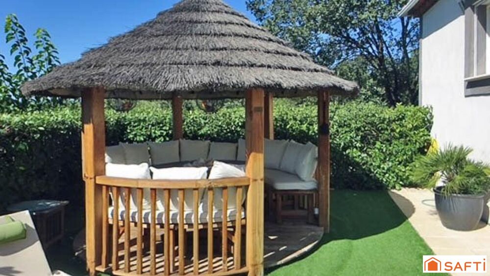 Villa dominante, calme absolu et vue dégagée
