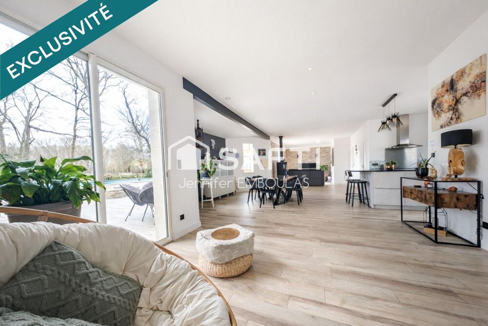 Maison familiale 180 m²  5 chambres  Piscine à debordement  Garages - Jardin 1400 m²