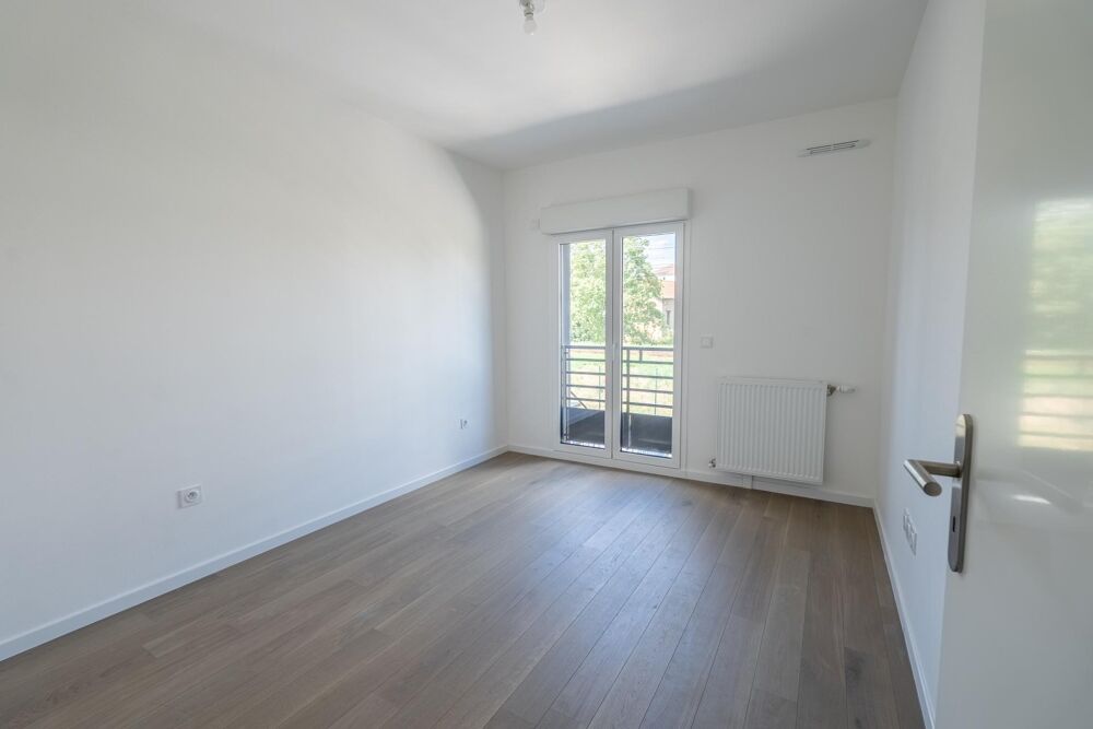 Vente Appartement Frais de notaire offert pour ce T3  deux pas des commerces de la Mairie et du RER Le Parc Saint-maur-des-fosses