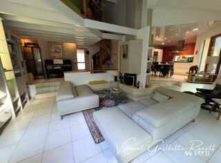  Maison  vendre 6 pices 195 m