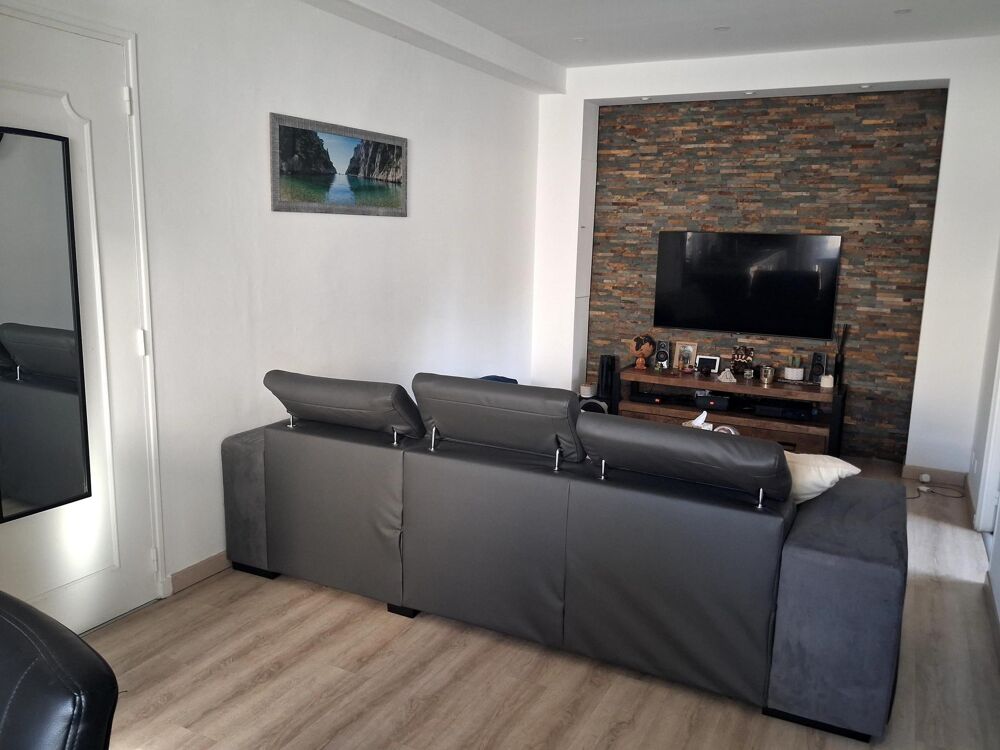 Vente Maison Bas de villa avec exterieur et place de parking Greasque