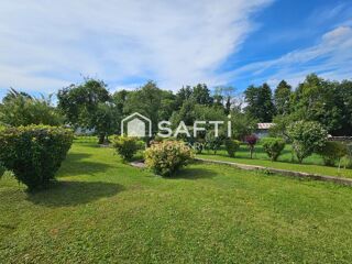  Maison  vendre 8 pices 275 m