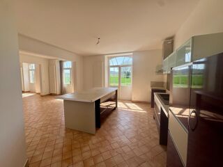  Maison � vendre 6 pi�ces 273 m�