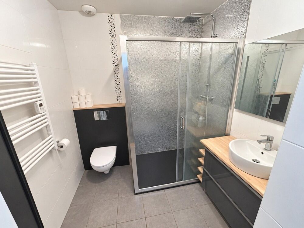 Vente Appartement À Bayonne, un T4 esprit maison et deux terrasses Bayonne