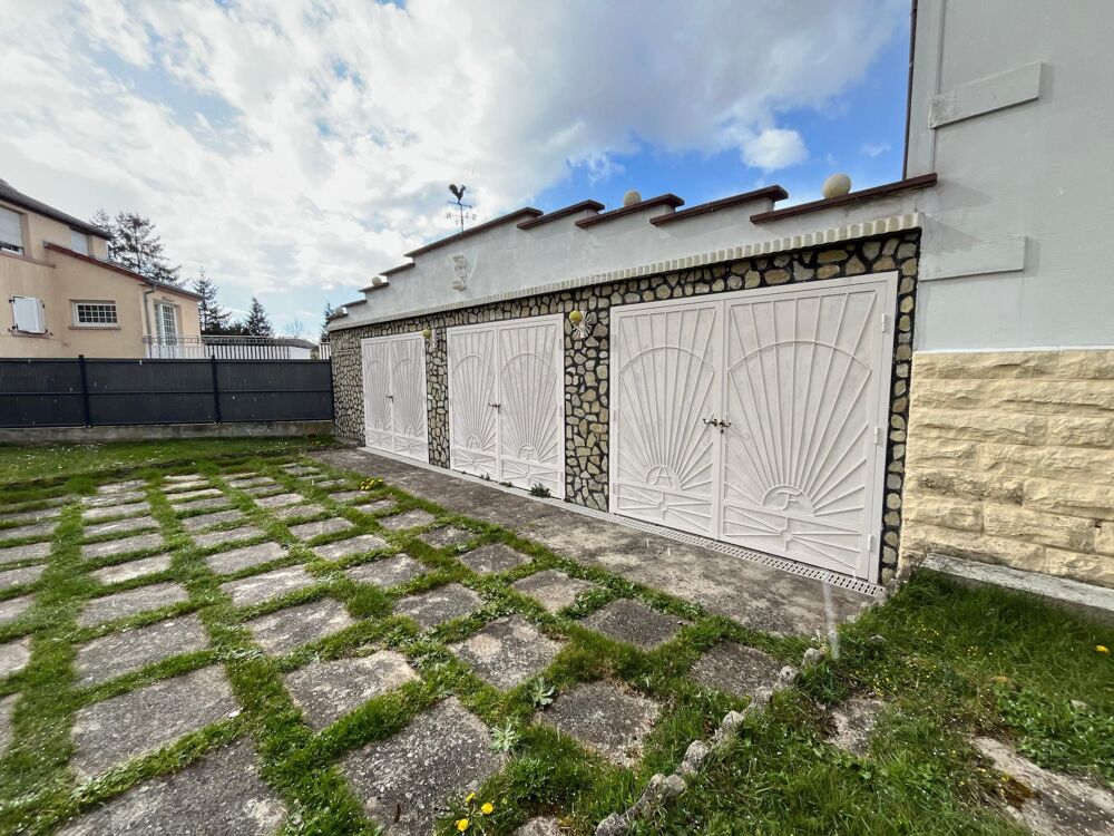 Maison individuelle constituée de 3 appartements