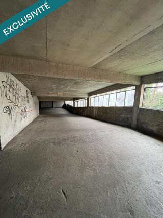  Parking / Garage  vendre 