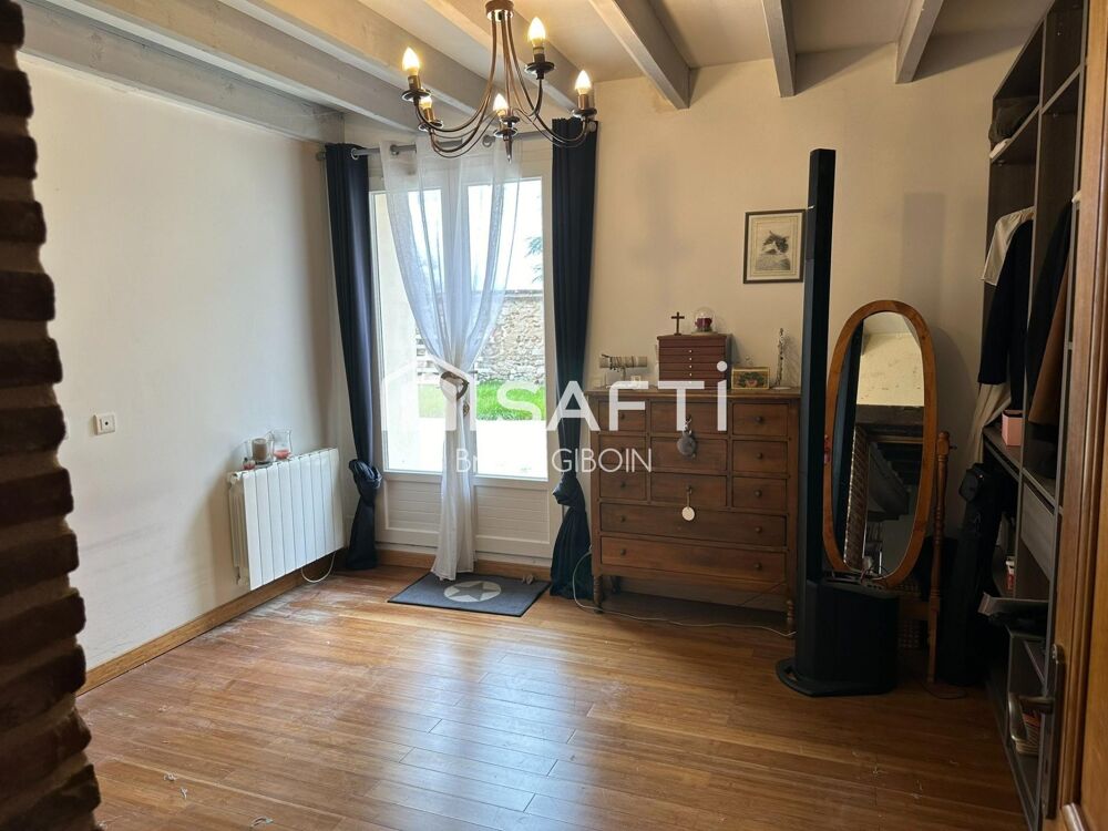 Vente Maison Maison de ville vendue louée, 143 m², 5 pièces, 3 chambres, terrasse et cave Gien
