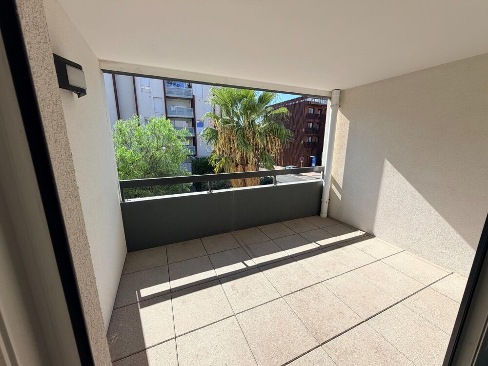 Sète : T2, terrasse plein sud, garage et plages