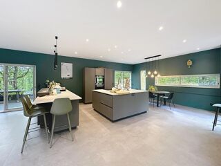  Maison � vendre 9 pi�ces 320 m�