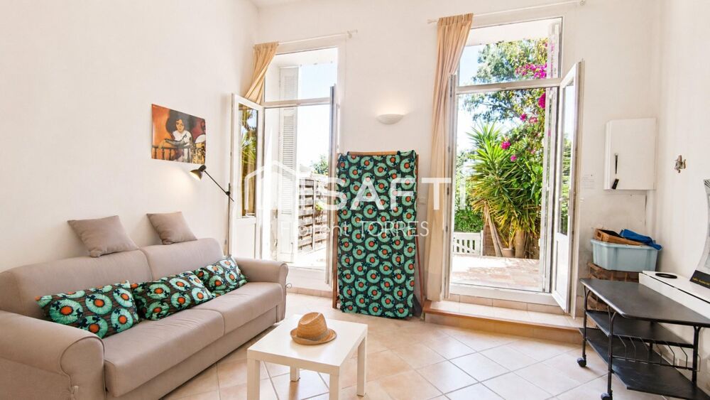 Vente Appartement Rez-de-jardin avec terrasse dans une bâtisse emblématique de Tamaris La seyne-sur-mer