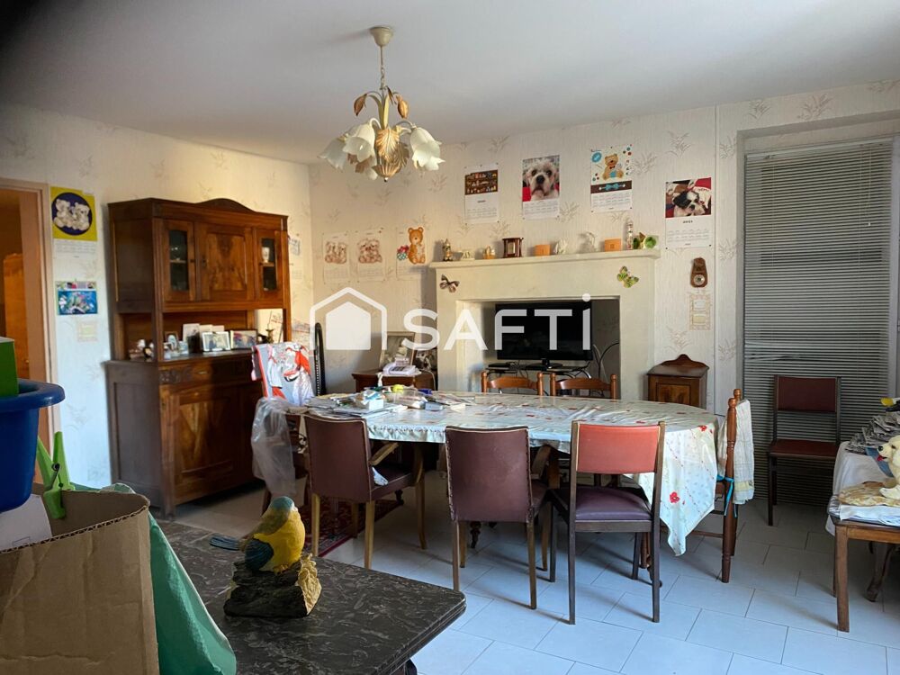 Maison ancienne + dépendances à rénover