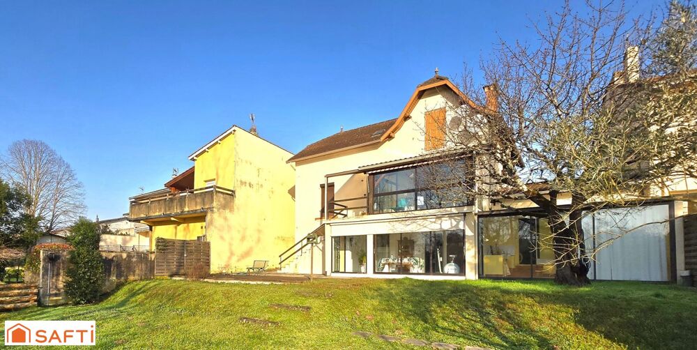 Grande maison familiale proche toutes commodités avec vue et accès privilégié au Lot