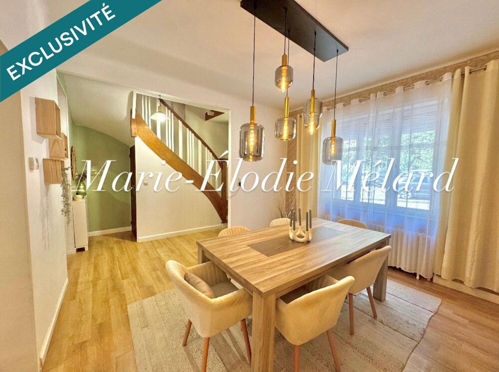 Maison Familiale Spacieuse à Réhon  200 m², 6 Chambres, Jardin, 2 Garages