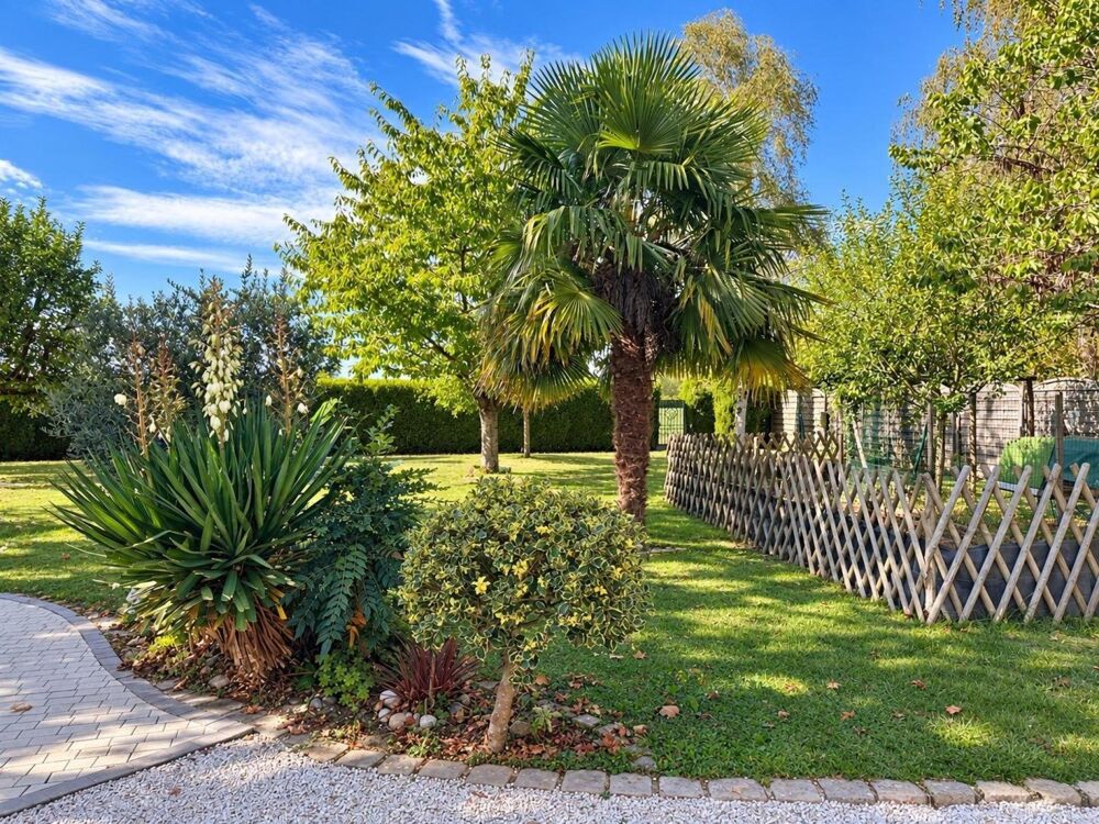 Vente Maison Plein pied 167 m2 , 8 pièces, 5 chambres, sous sol Osmoy