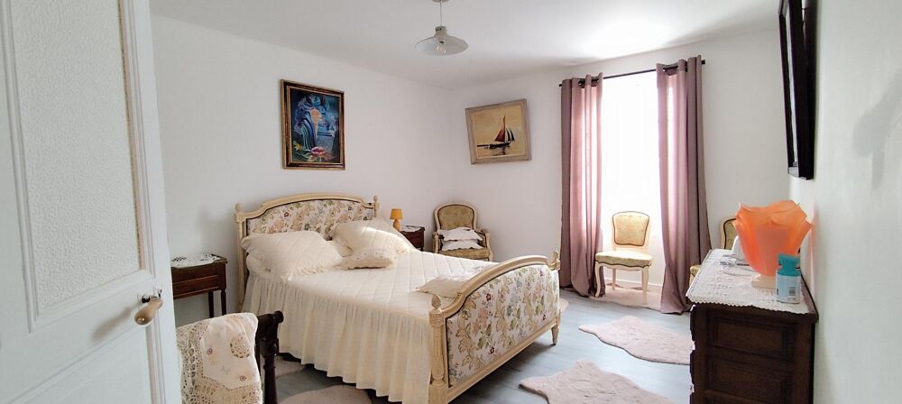 Vente Maison Maison lumineuse 110 m², dépendances, campagne Poursay-garnaud