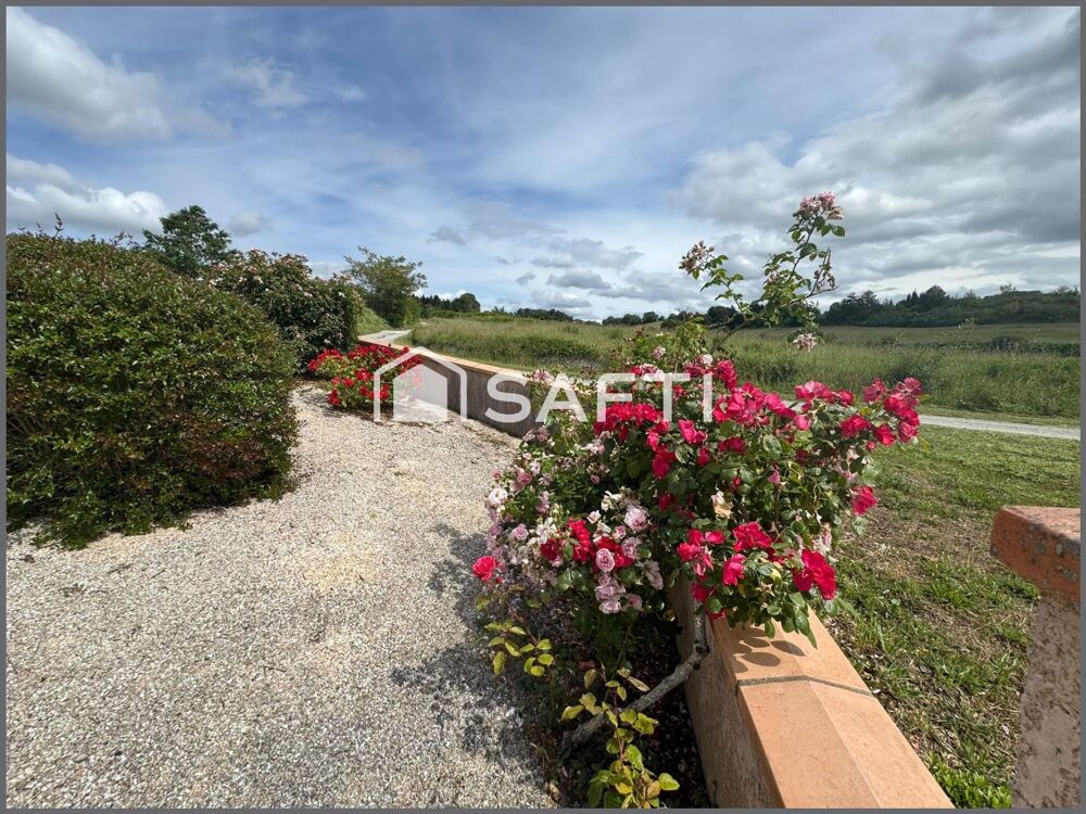 Belle maison vue dégagée ,4 chambres et un garage