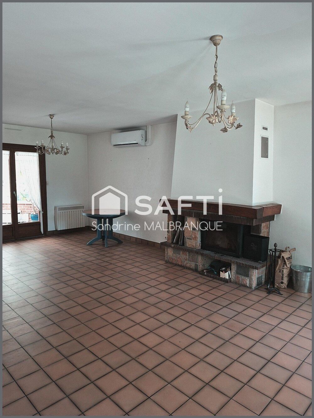 MAISON INDIVIDUELLE DE PLAIN-PIED AVEC SOUS SOL COMPLET