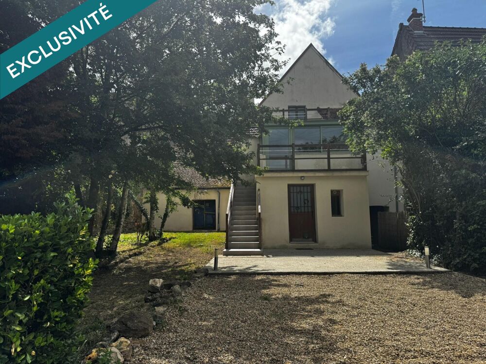 Maison en pierres avec jolie vue