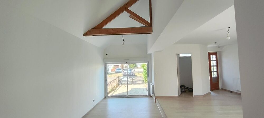 Maison plein pied renovée avec gout à Tours !
