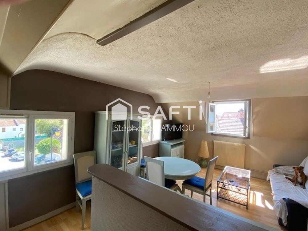 Dans petite copropriété - Appartement T2 - 33.93m²
