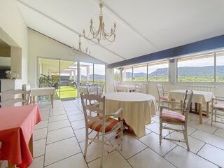  Immeuble � vendre 351 m�