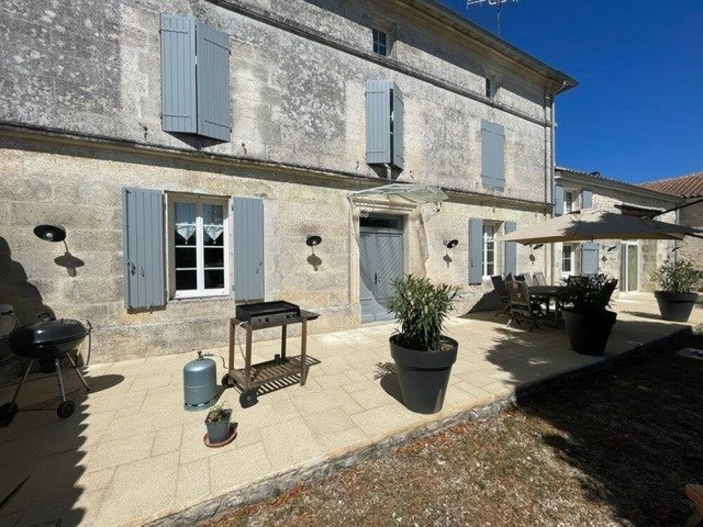 Vente Maison Propriété charentaise de caractère – Volumes exceptionnels – Terrain clos de murs – À 10 min d'Angoulême Fléac