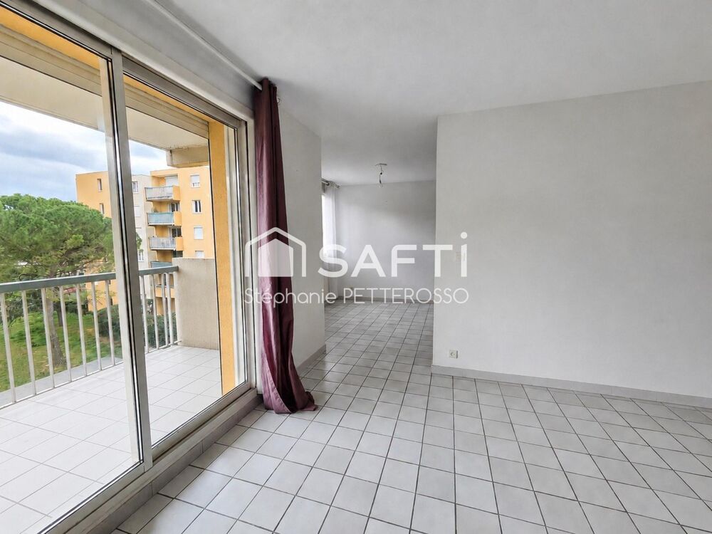 Appartement familial lumineux avec balcon, ascenseur et parking