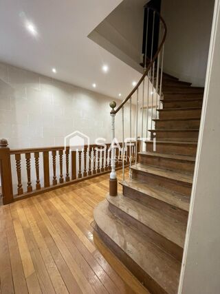  Maison à vendre 7 pièces 327 m²