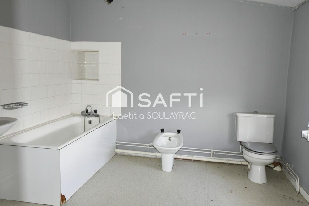 Vente Immeuble Immeuble 179 m² avec garages en centre ville Castres