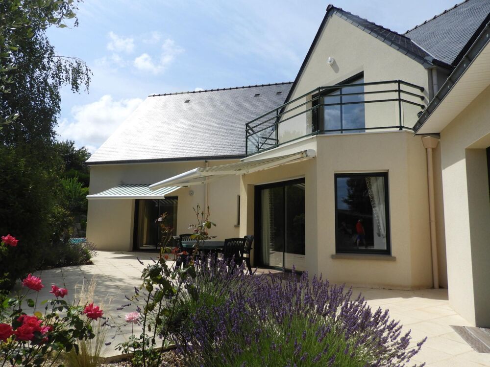 Villa aux prestations soignées entre Mer et Terre