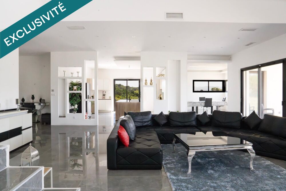 Maison contemporaine - 306 m² sur 4 024 m²