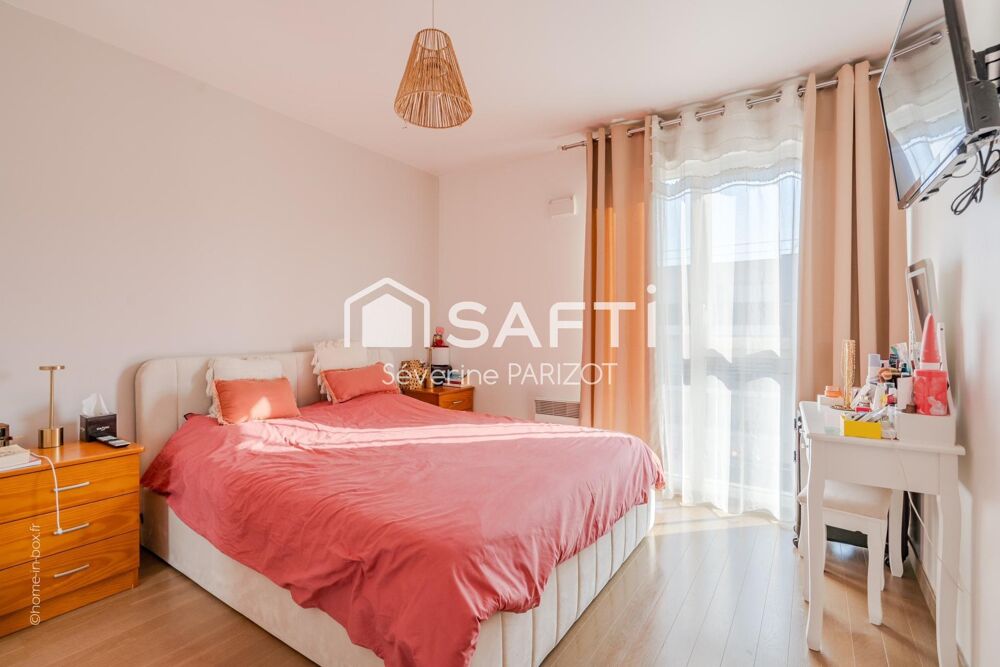 Vente Appartement 3 pièces lumineux avec terrasse exposée sud, parking Noisy-le-grand