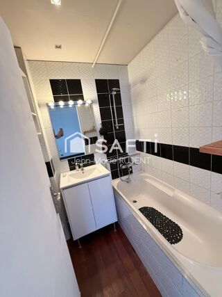  Appartement  vendre 4 pices 67 m