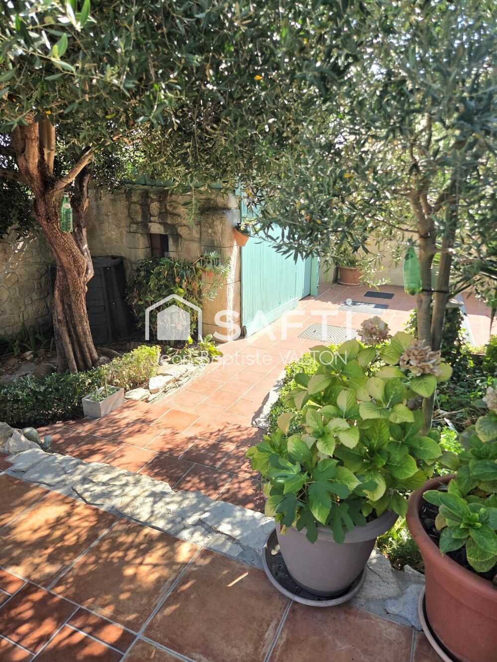 Vente Maison Villa contemporaine sur 2 niveaux avec piscine Gignac-la-nerthe