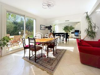  Maison à vendre 7 pièces 212 m²