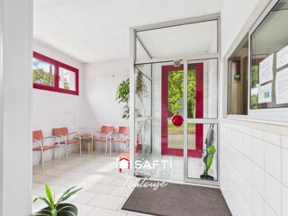   Local professionnel 108 m² Colomiers Vieux Centre Colomiers