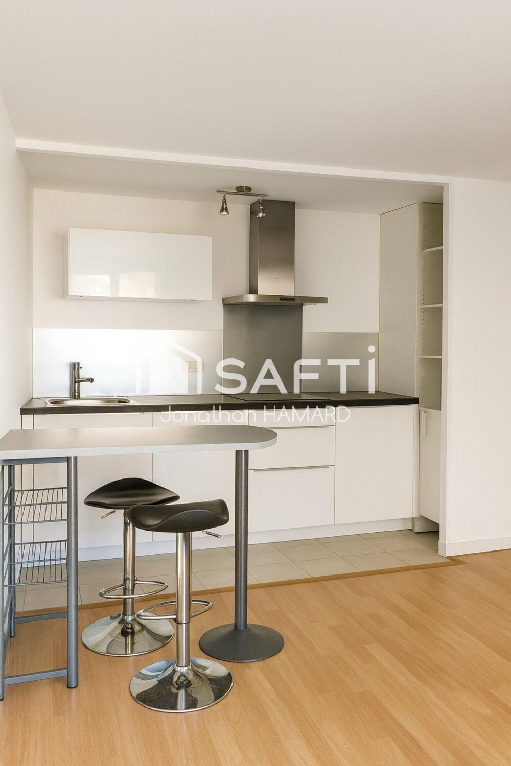 Vente Appartement Appartement T2 avec cave et parking, quartier calme proche hypercentre de Nantes Nantes