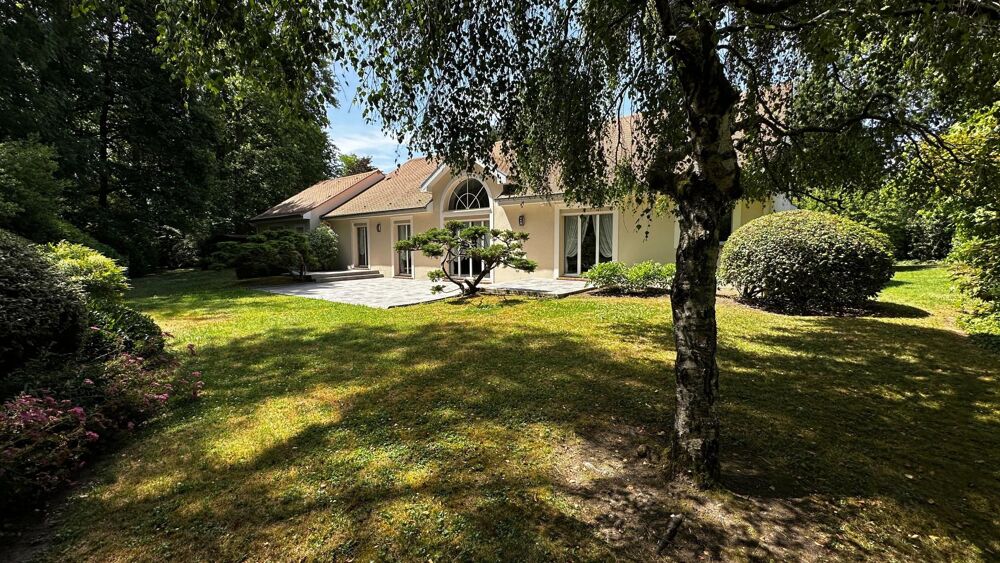 Ranch de plain-pied de près de 300 m² sur 2500 m2 de terrain