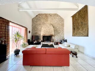  Maison  vendre 6 pices 220 m