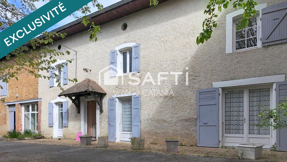 Saint-Siméon-de-Bressieux- Ancien corps de ferme à rénover de 160m² habitables avec dépandances